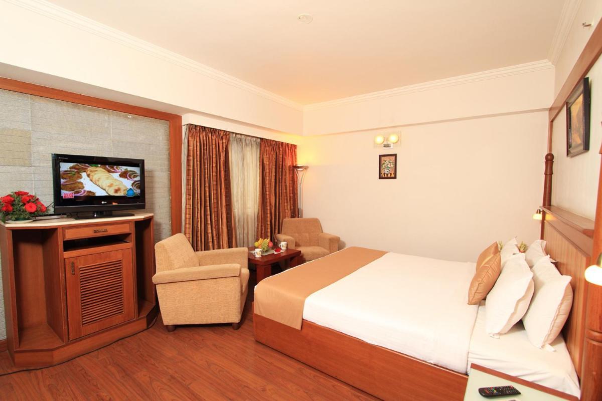 Parijatha Gateway Hotel Bangalore Luaran gambar